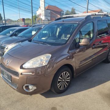 Peugeot Partner Tepee 1.6 HDi Family  VELIKI SERVIS