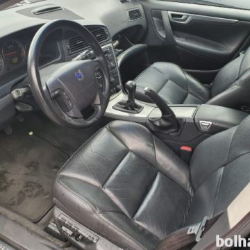 Volvo V-70 D5 MOMENTUM, letnik 2007, 215000 km, diesel