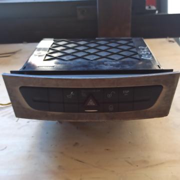 MERCEDES RADIO