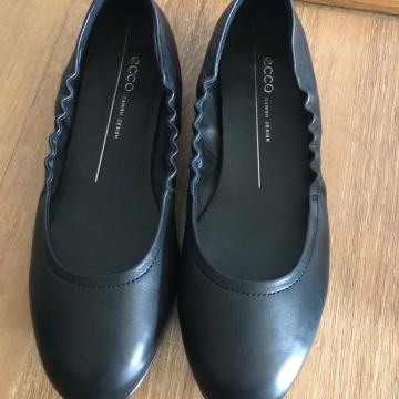 Balerinke ECCO, nenošene, 38