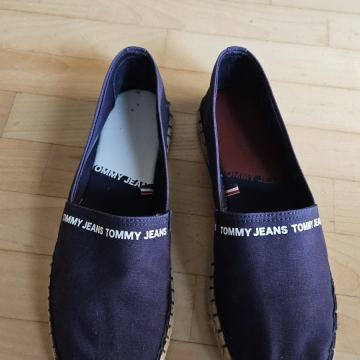 Espadrile / balerinke Tommy Hilfiger, št. 39