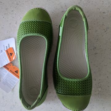 Novi ženski crocs copati/balerinke št W8 38/39