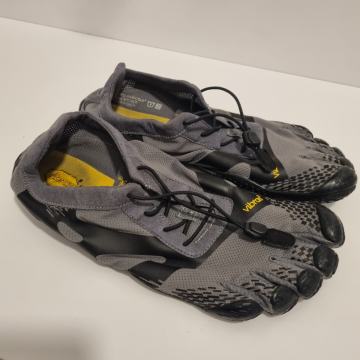 Fivefingers Kso Evo, 44 številka