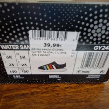 Sandali Adidas st. 23, kot novi