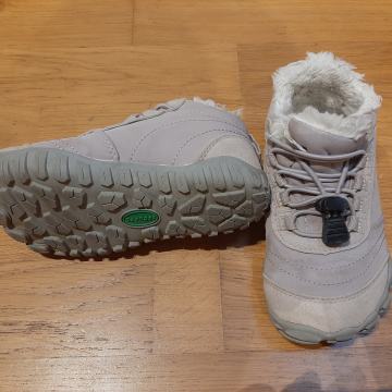 Bosonoga obutev za deklice, topli gležnarji Saguaro št. 28