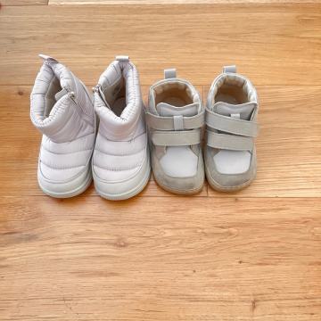 Bosonogi čeveljčki št. 23-24