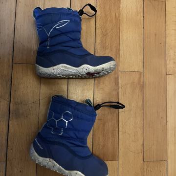 Vivobarefoot Lumi 24