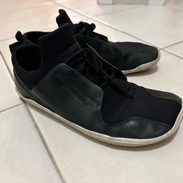 Vivobarefoot čevlji št. 40