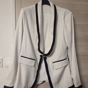 Blazer 42 št.(10€)