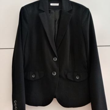 Črni ženski blazer, suknjič