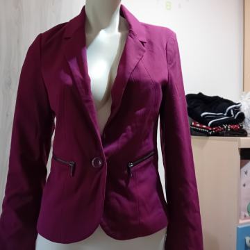 Prodam  suknjič/blazer več kosov