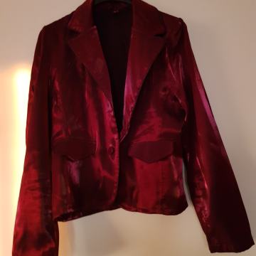 RDEČA SVEČANA JAKNA/BLAZER 40