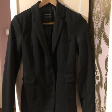 Ženski suknjič Stradivarius, vel. XS (34)