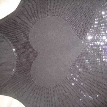 Nosečniška črna majica brez rokavov s srčkom v sredini, HinM, VEL.S-M