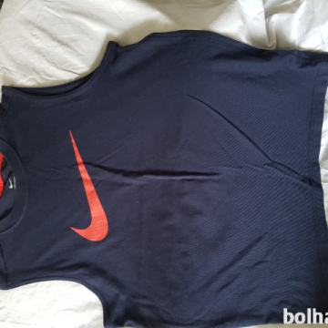 UGODNO! Lepa športna majica Nike naprodaj, vel. L