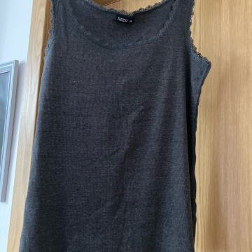 Majčka brez rokavov