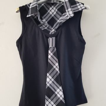 SETRE NEUVELLE NOVA ČRNA MAJČKA S KRAVATO 38/40