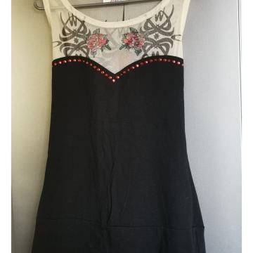 Tattoo top, Uni, primeren za večje velikosti. M - XL, brezhiben, kot n