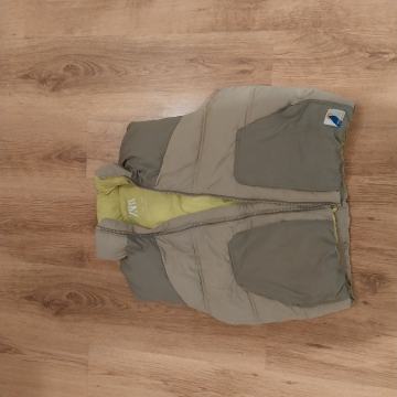 Fantovski brezrokavnik, vel. 140, ZARA