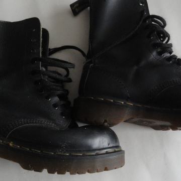 DR MARTENS - BULERJI ŠT.39 - UK.6