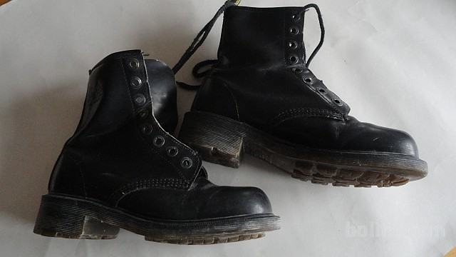 BULERJI - DR.MARTENS ŠT.5 - 38