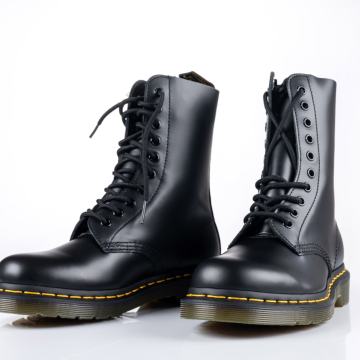 Dr. Martens št. 37, novi!