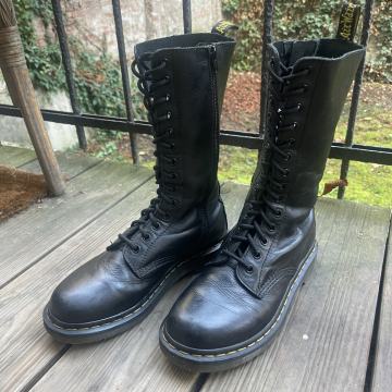 Dr Martens 1914, velikost 40