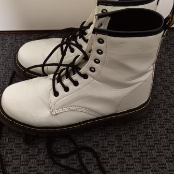 Dr.Martens bulerji