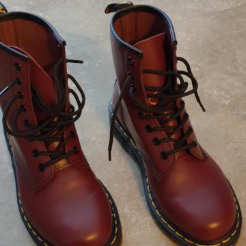 dr. Martens št. 38