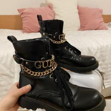 Guess bulerji z zlato ketnico 35