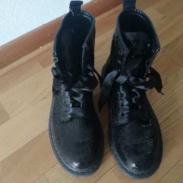 Gležnarji velikost 36