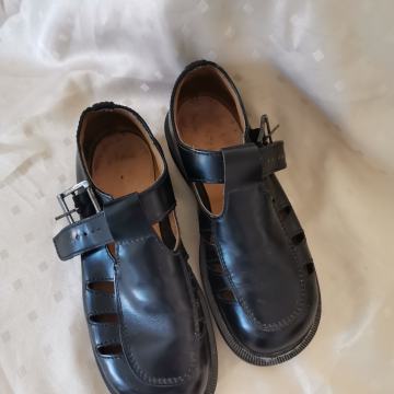 Vintage Dr. Martens sandali, vel. 37