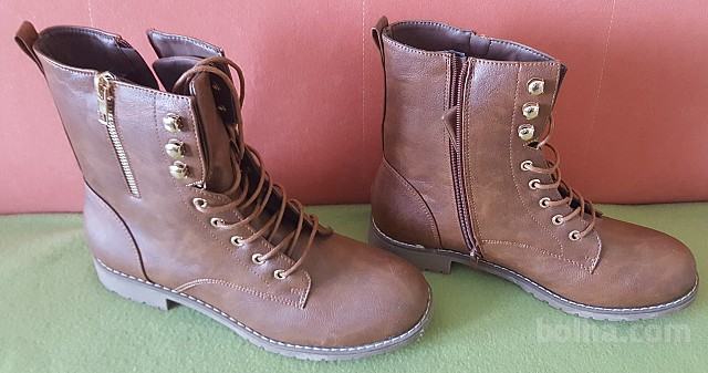 Ženski bulerji - nikoli nošeni