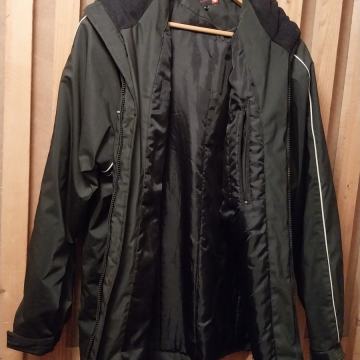 Bunda, jakna, velikost M, 54, črna