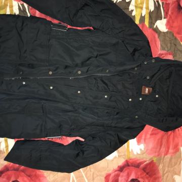 Črna moška bunda HUGO BOSS, št. M original