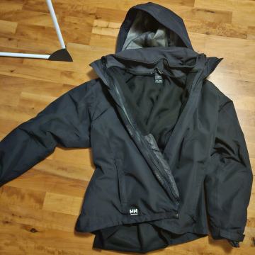 jakna HELLY HANSEN, 2 XL ali XL, črna, nova, kapuca in podloga