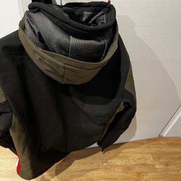 Luhta smučarska jakna