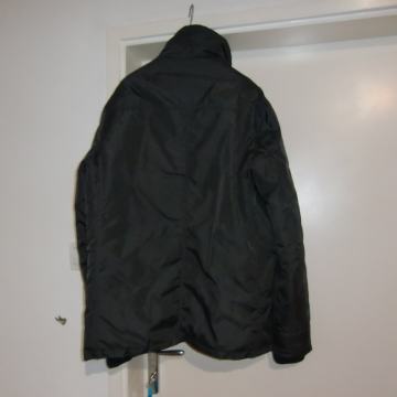 MOŠKA BUNDA PODLOŽENA