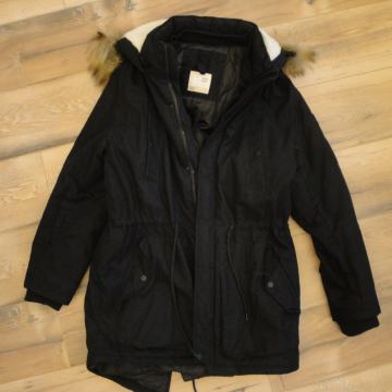 Moška jakna Bershka št.L