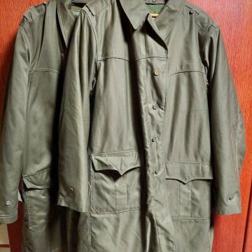 Prodam dve vojaški bundi