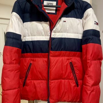 Tommy Hilfiger moška bunda/puhovka