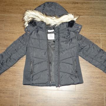 BUNDA H&M velikost 134 oz. 8-9 let
