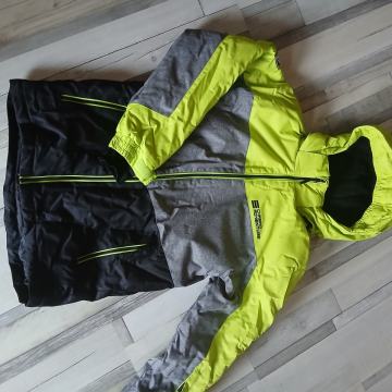 Bunda in smučarske hlače 11-12 let