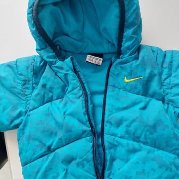 BUNDA/JAKNA NIKE ŠT. 70-75