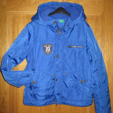 fantovska bunda Benetton 8-9 let, 140
