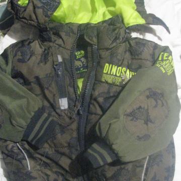 Fantovska bunda-olivno zelena z dinozavri, vel 92