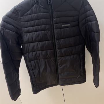 Prodam Jack&Jones bundo