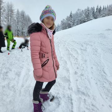 Zelo lepa dekliška bundica, plašček velikost do 8 let kot nova