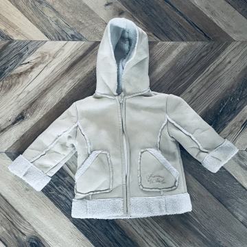ZIMSKA BUNDA Od 18-24 mescev 10€