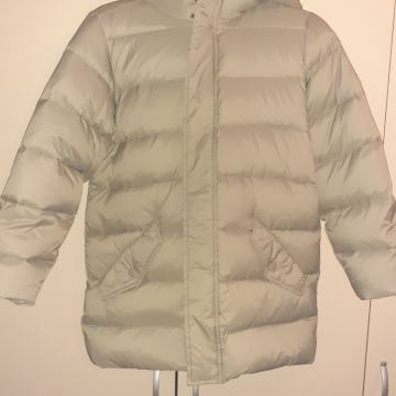 NOVA zimska bunda / puhovka Benetton 150 cm / za delček cene